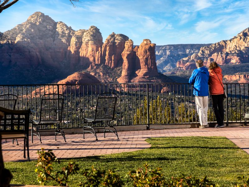 Sky Ranch Lodge