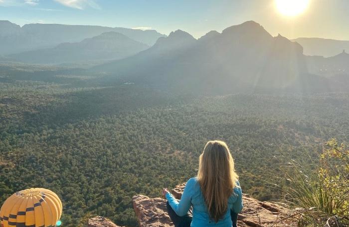 Anahata-new-year-sunrise 70feb5f7-d458-4828-8128247a0dea8013 cbc8bc35-a1e5-4385-999ac68c9c3ed099