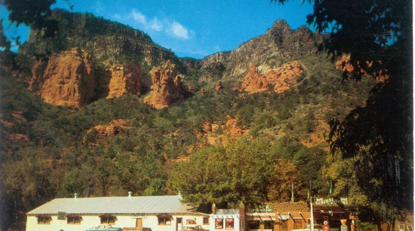 1000.2.186 post card - indian gardens skating rink