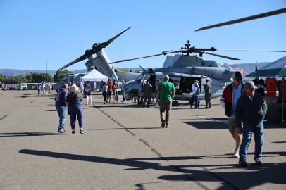 Wings and wheels military aircraft and crowd pc sedona airport staff