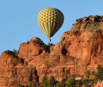 Northern Light Balloon Expeditions